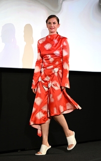 Ruth Wilson feet photo thumbnail