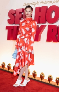 Ruth Wilson feet photo thumbnail