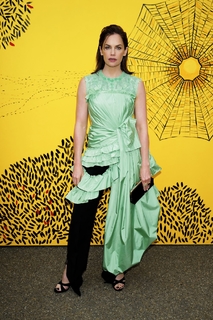 Ruth Wilson feet photo thumbnail
