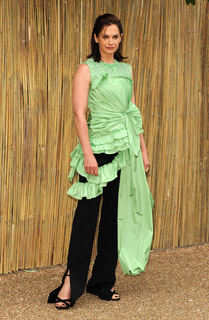 Ruth Wilson feet photo thumbnail