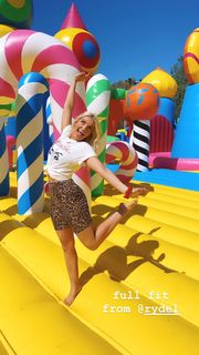 Rydel Lynch feet photo 4