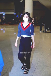 Ryu-jin Shin feet photo thumbnail