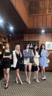 Ryu-jin Shin feet photo thumbnail