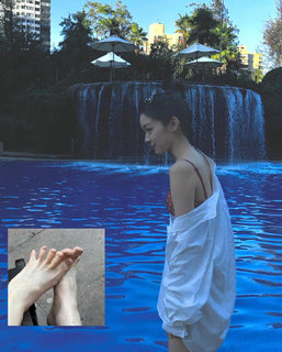 Ryu-jin Shin feet photo thumbnail