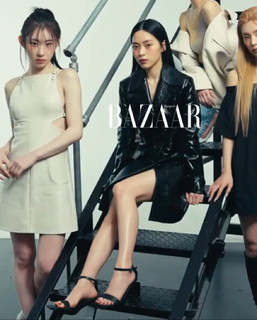 Ryu-jin Shin feet photo thumbnail