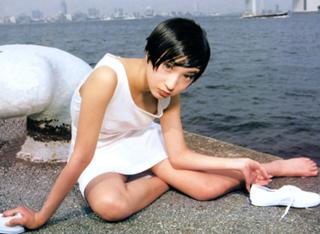 Ryôko Hirosue feet photo 8
