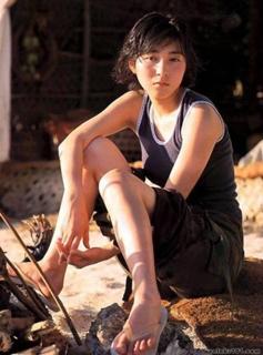 Ryôko Hirosue feet photo 16