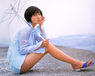 Ryôko Hirosue feet photo 9