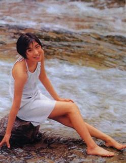 Ryôko Hirosue feet photo 1