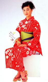 Ryôko Hirosue feet photo 6