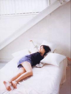 Ryôko Hirosue feet photo 4