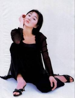 Ryôko Hirosue feet photo 3