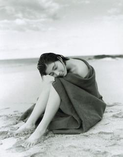Ryôko Hirosue feet photo 15
