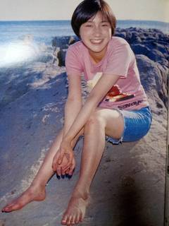 Ryôko Hirosue feet photo 3