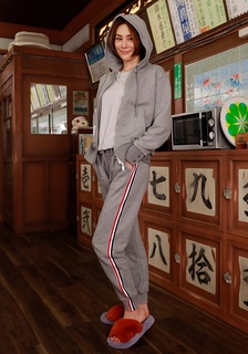 Ryôko Yonekura feet photo 1