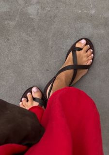 Réka Rubint feet photo 9