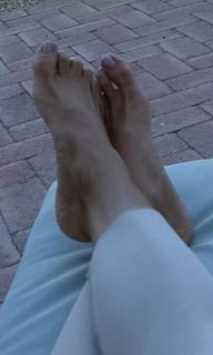 Réka Rubint feet photo 4