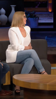 S.E. Cupp feet photo thumbnail