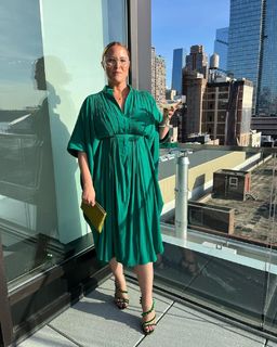 S.E. Cupp feet photo thumbnail