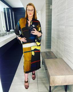 S.E. Cupp feet photo thumbnail