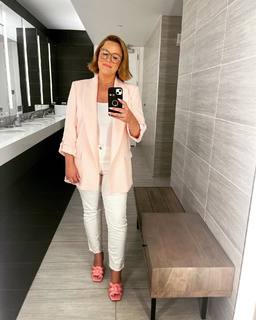 S.E. Cupp feet photo thumbnail