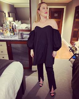 S.E. Cupp feet photo thumbnail