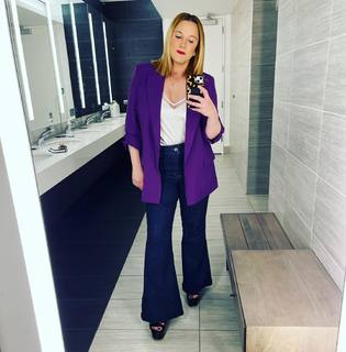 S.E. Cupp feet photo thumbnail