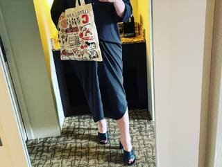 S.E. Cupp feet photo thumbnail