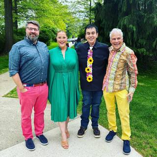 S.E. Cupp feet photo thumbnail