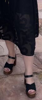 S.E. Cupp feet photo 14