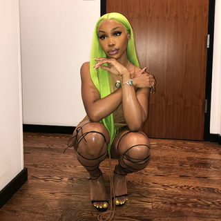 SZA feet photo thumbnail