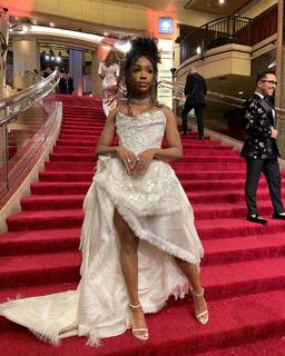 SZA feet photo thumbnail