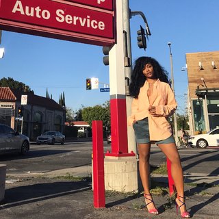 SZA feet photo thumbnail