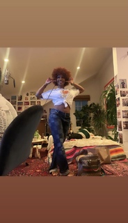 SZA feet photo thumbnail