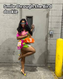 SZA feet photo 2