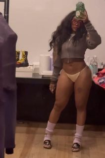 SZA feet photo 20