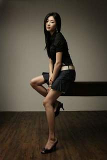 Sa-rang Kim feet photo 6