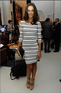 Saadet Aksoy feet photo 14