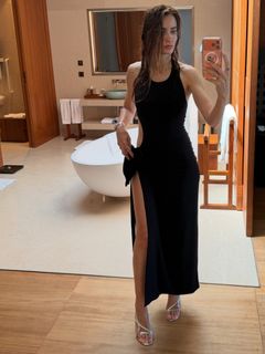 Saadet Aksoy feet photo 4