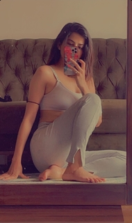 Saanvi Dhiman feet photo 1