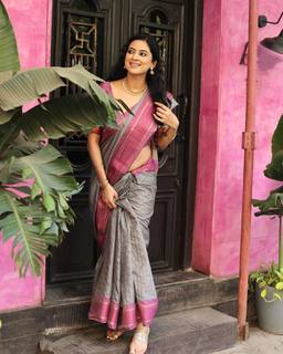Saanvi Dhiman feet photo 15