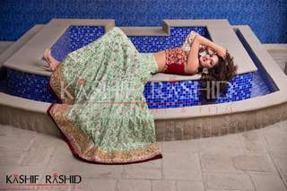 Saba Qamar feet photo thumbnail