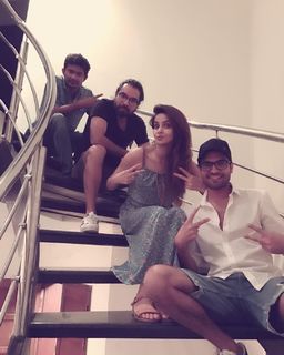 Saba Qamar feet photo thumbnail