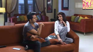 Saba Qamar feet photo thumbnail
