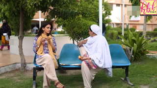 Saba Qamar feet photo thumbnail