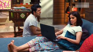 Saba Qamar feet photo thumbnail