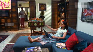 Saba Qamar feet photo thumbnail
