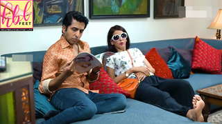 Saba Qamar feet photo thumbnail
