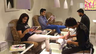 Saba Qamar feet photo thumbnail