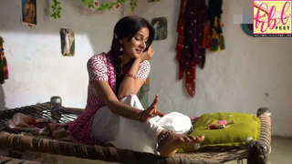 Saba Qamar feet photo thumbnail